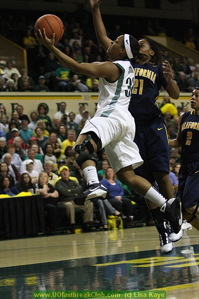 Nia was fouled on this drive which lead to one good FT.    UO 44 - Cal 43