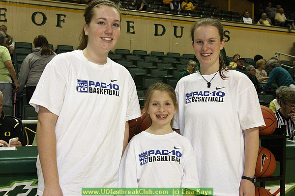 UO WBB Ball Girls!  Assist Manager, Shelby Wanser (and FBC member) on right.