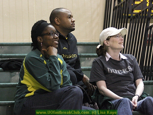 Former '05-'06 Women's Basketball forward, Yadili Okwumabua on left.