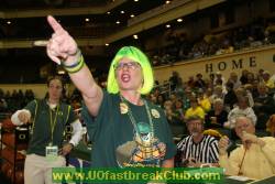 UO Fast Break Club's HALF-TIME BINGO finds a winner in the stands.